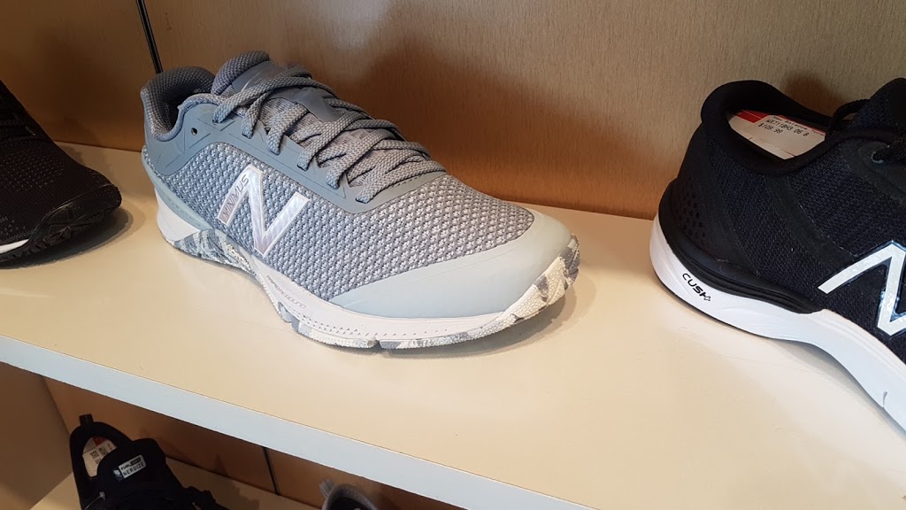 New Balance Oakville | 1011 Upper Middle Rd E, Oakville, ON L6H 4L5, Canada | Phone: (905) 337-9393