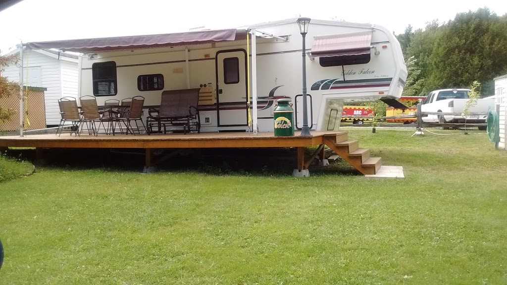 Camping Soleil Inc | 111 Rue des Églises, Kinnears Mills, QC G0N 1K0, Canada | Phone: (418) 424-3372