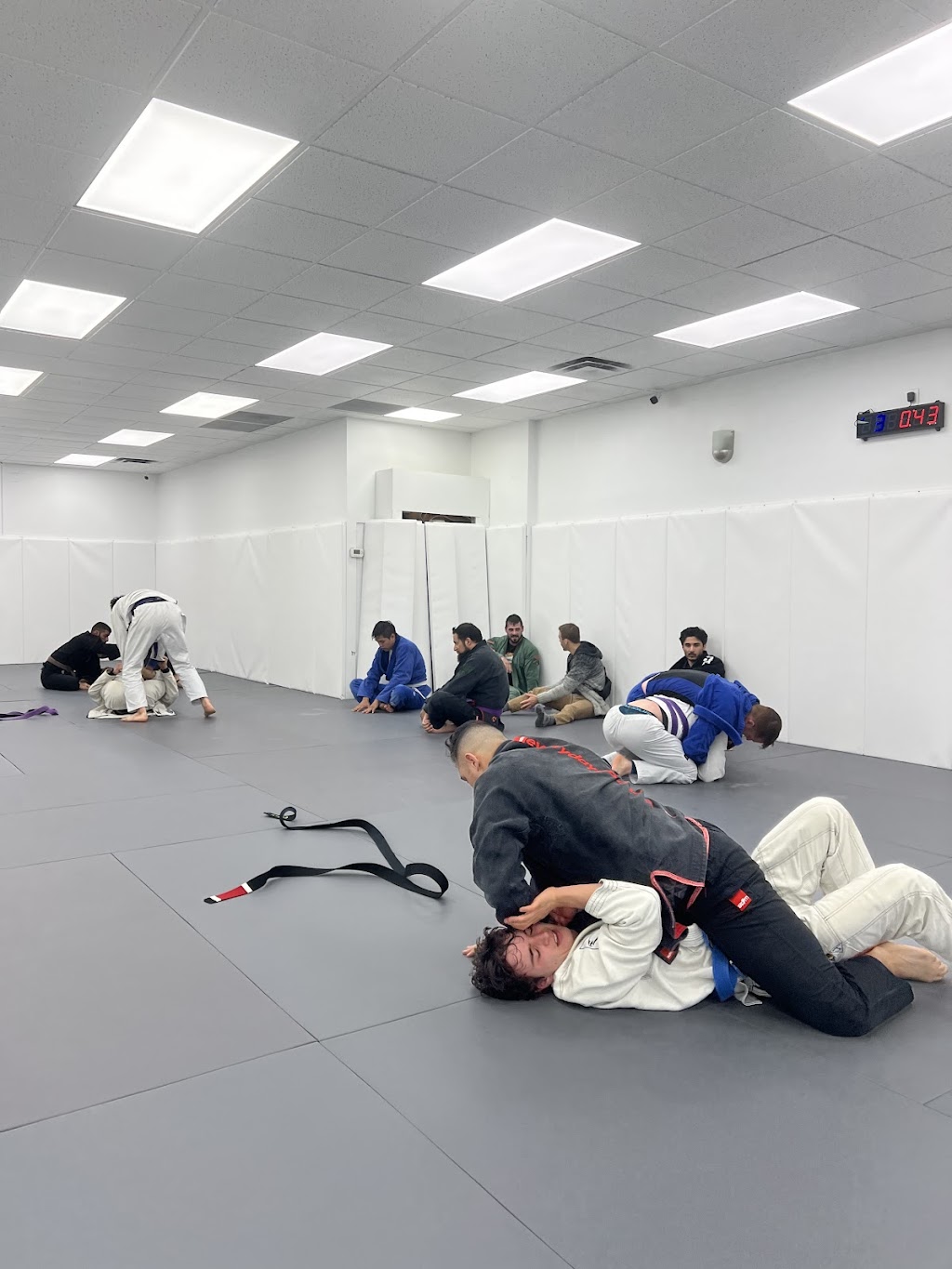 Legacy Brazilian Jiu Jitsu Academy | 2731 Barnet Hwy #3, Coquitlam, BC V3E 1K9, Canada | Phone: (778) 823-3664