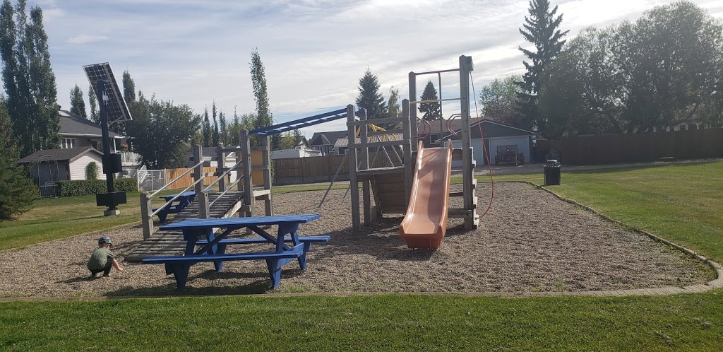 56 Ave & 58 St Kiwanis Playground | 5511 56 St, Olds, AB T4H 1J9, Canada | Phone: (403) 556-6981