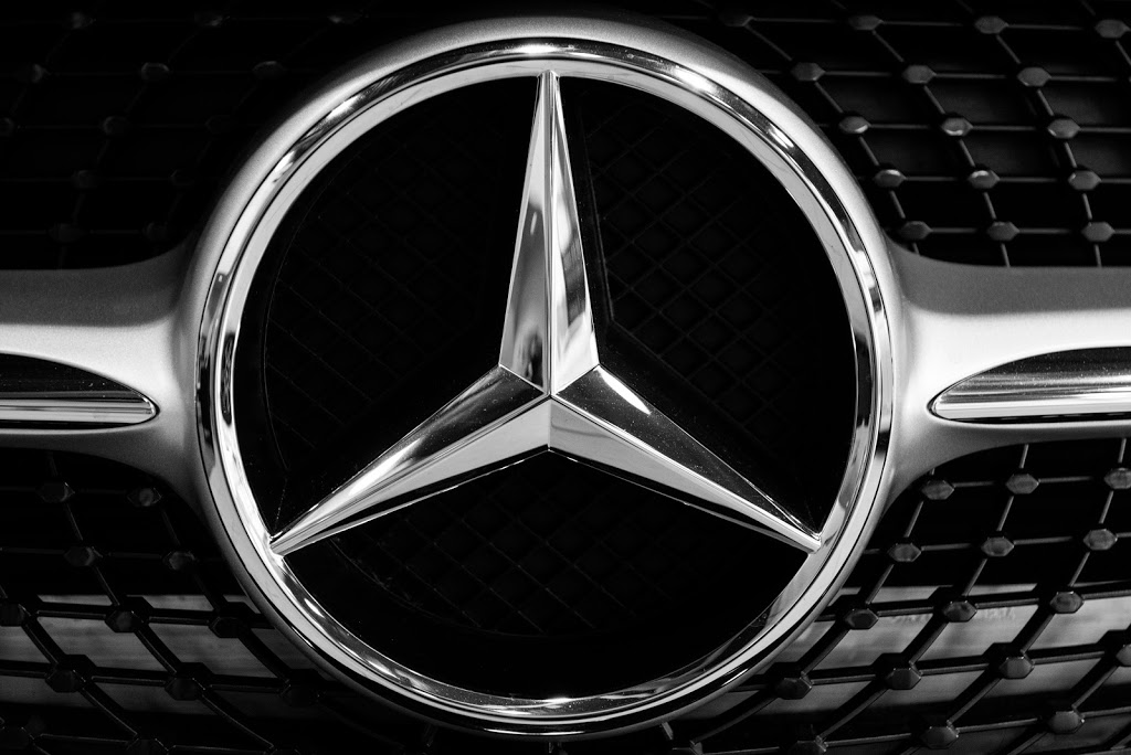 Mercedes-Benz Etobicoke Service - Open by Appointment Only | 1156 The Queensway, Etobicoke, ON M8Z 1R4, Canada | Phone: (416) 255-1132