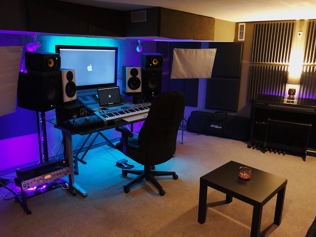 MedyLandia "Music Producer" | 1560 Bloor St Unit 65, Mississauga, ON L4X 1R8, Canada | Phone: (647) 230-1860