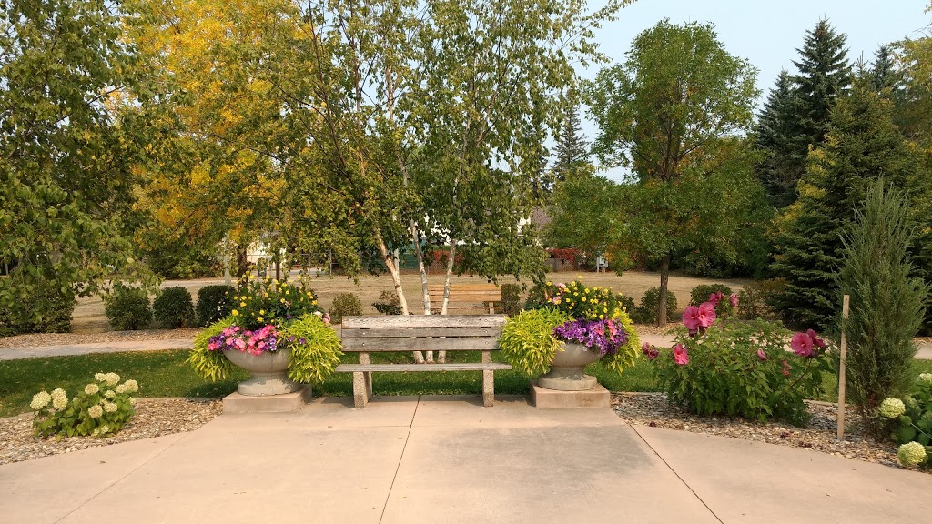 HELENA LOEWEN GARDEN | 255 Elmdale St, Steinbach, MB R5G 0C9, Canada