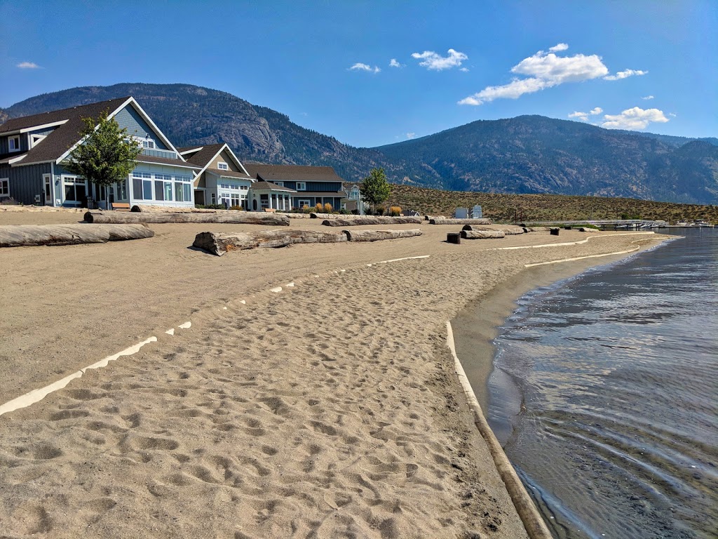 Beach House Osoyoos | 2450 Radio Tower Rd #153, Oliver, BC V0H 1T1, Canada | Phone: (250) 885-6064