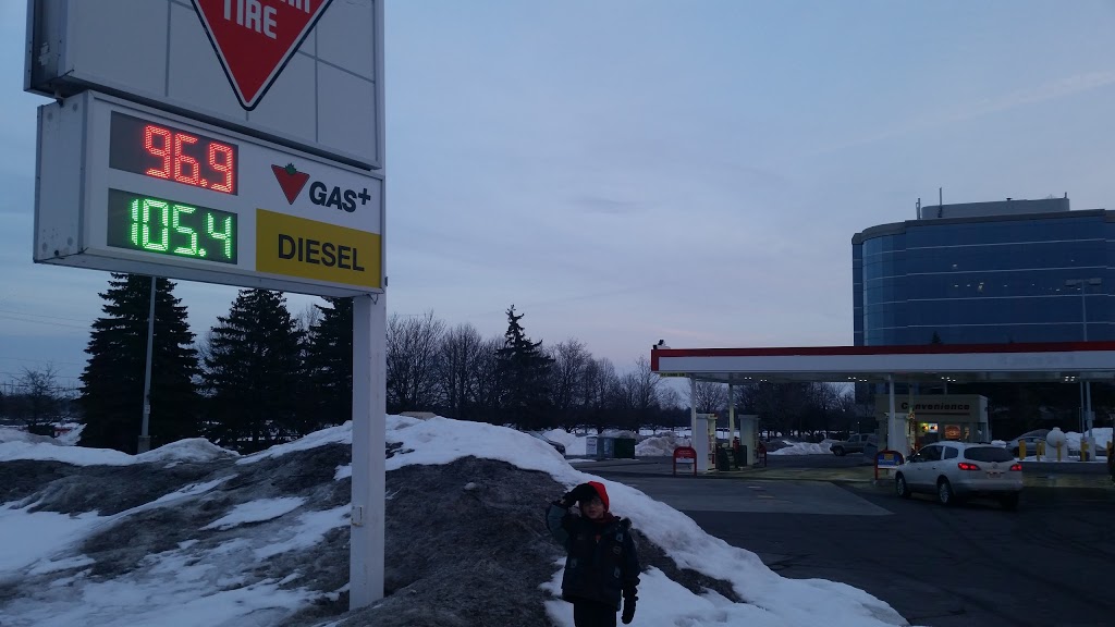 Canadian Tire Gas+ - OTT - Ogilvie/Blair | 2006 Ogilvie Rd, Gloucester, ON K1J 8X3, Canada | Phone: (613) 748-6395