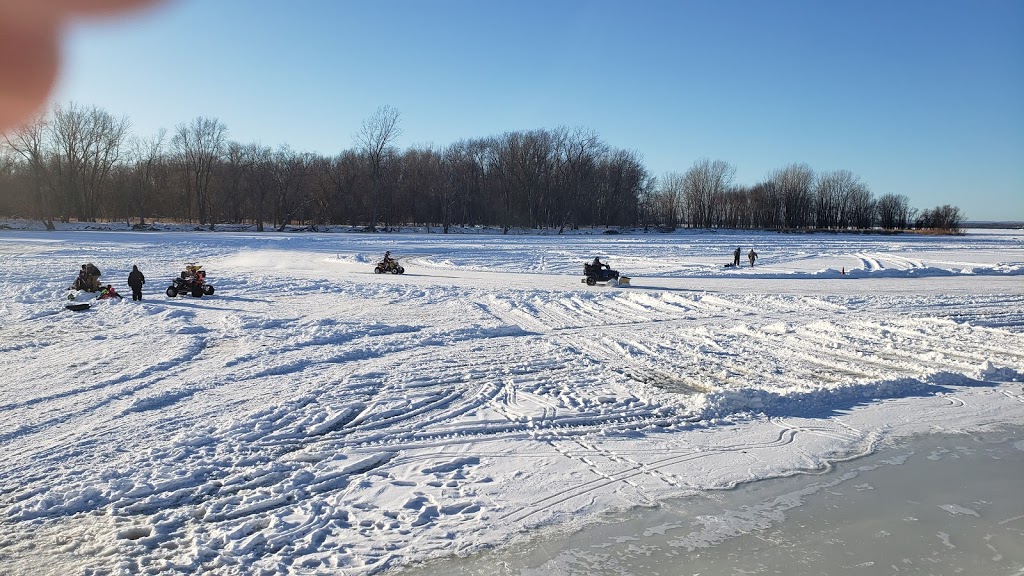 Club Nautique | 2750 Rang Bas-de-la-Rivière, Nicolet, QC J3T 1E4, Canada | Phone: (819) 293-6912