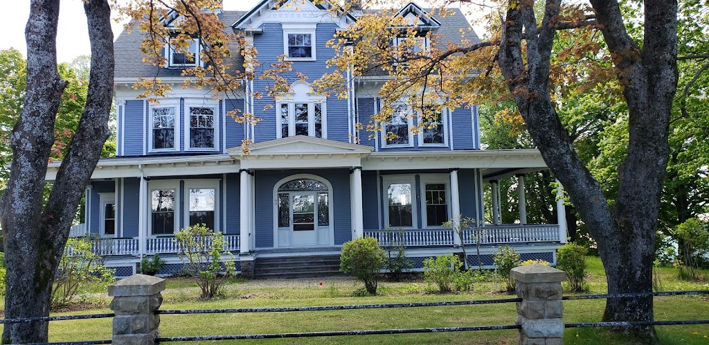 Mounce Mansion | 98 Avondale Rd, Newport, NS B0N 2A0, Canada | Phone: (902) 449-9596