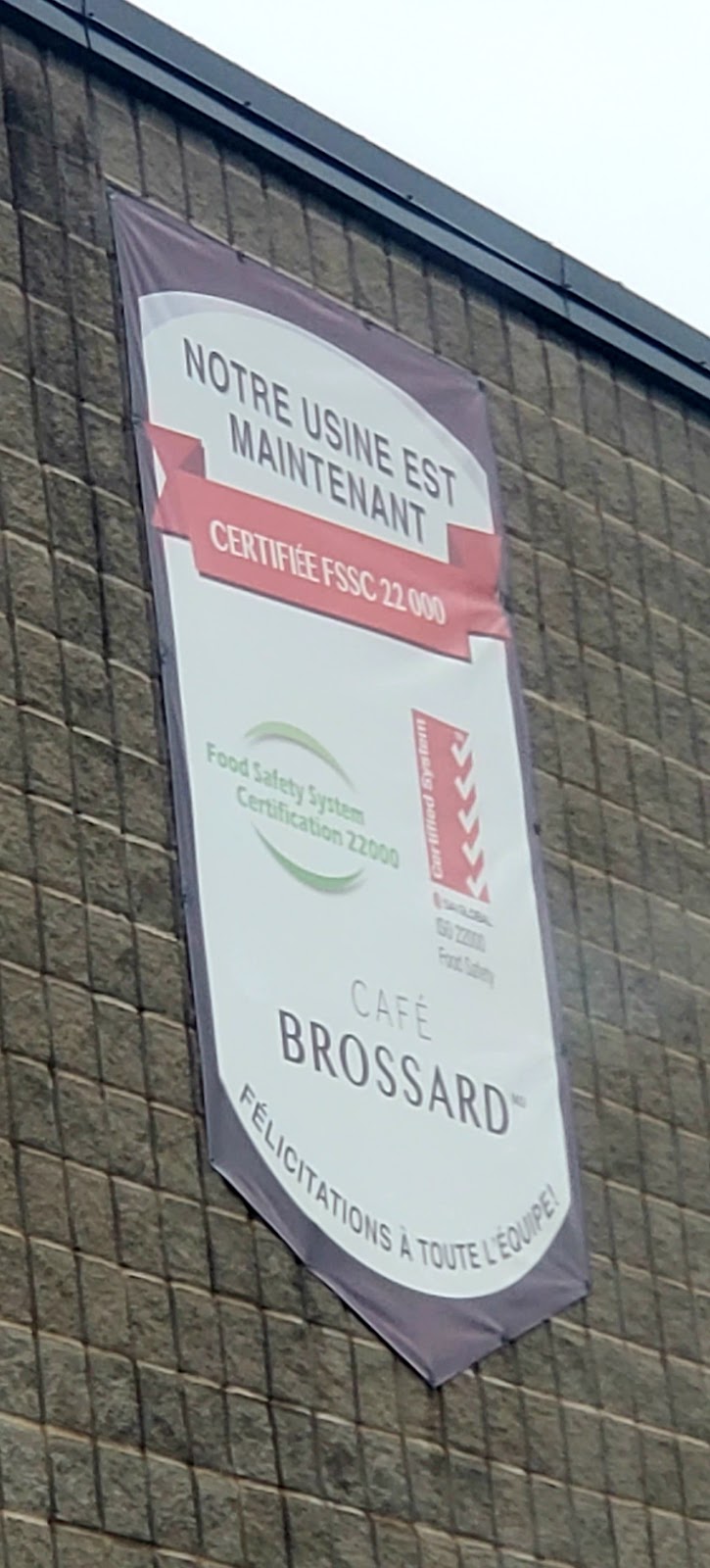 Café Brossard | 10848 Av. Moisan, Montréal-Nord, QC H1G 4N7, Canada | Phone: (514) 321-4121