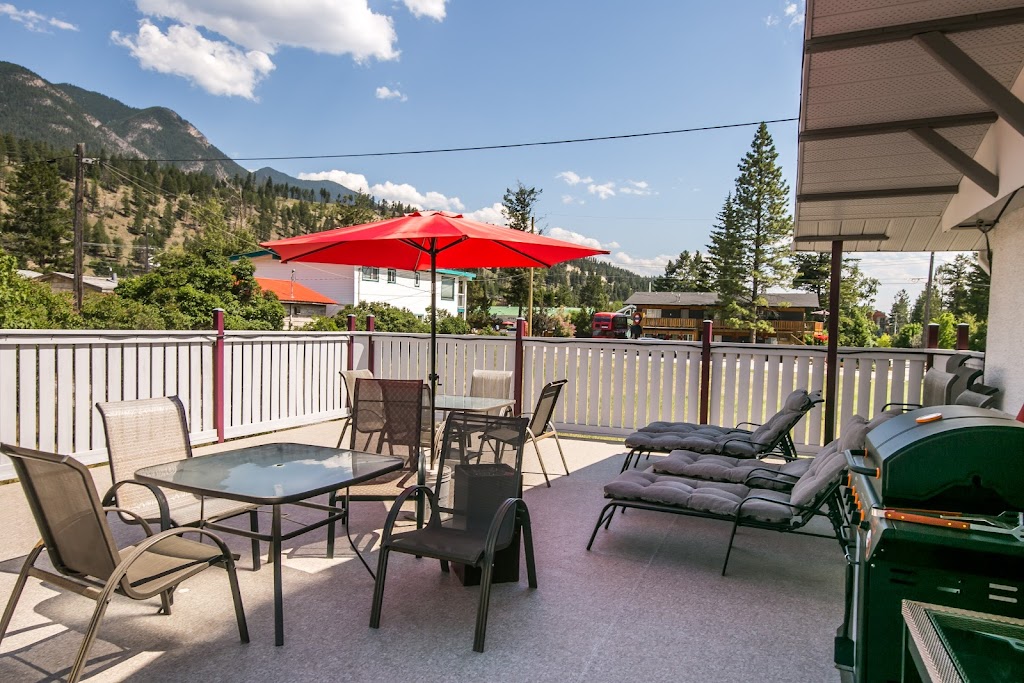 Mountain Springs Motel | 4870 Radium Blvd, Radium Hot Springs, BC V0A 1M0, Canada | Phone: (250) 347-9654