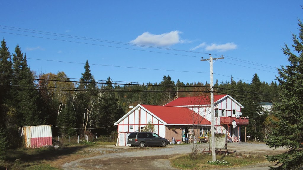 Templeton Convenience Ltd | 27 Upper Golden Grove, NB E2S 2X9, Canada | Phone: (506) 849-1815