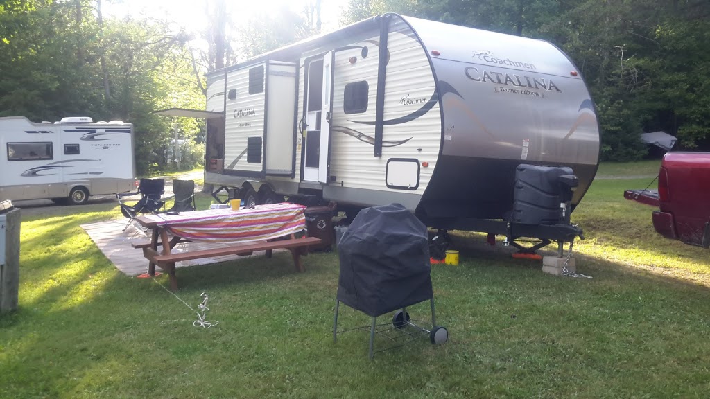 Camping du Lac Lyster | 385 Chemin Séguin, Coaticook, QC J0B 1P0, Canada | Phone: (819) 345-3787