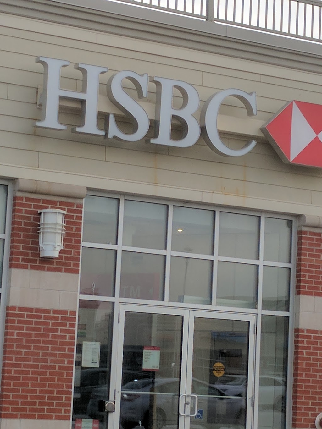 HSBC Bank | 1420 Major MacKenzie Dr W #101, Maple, ON L6A 4H6, Canada | Phone: (888) 310-4722