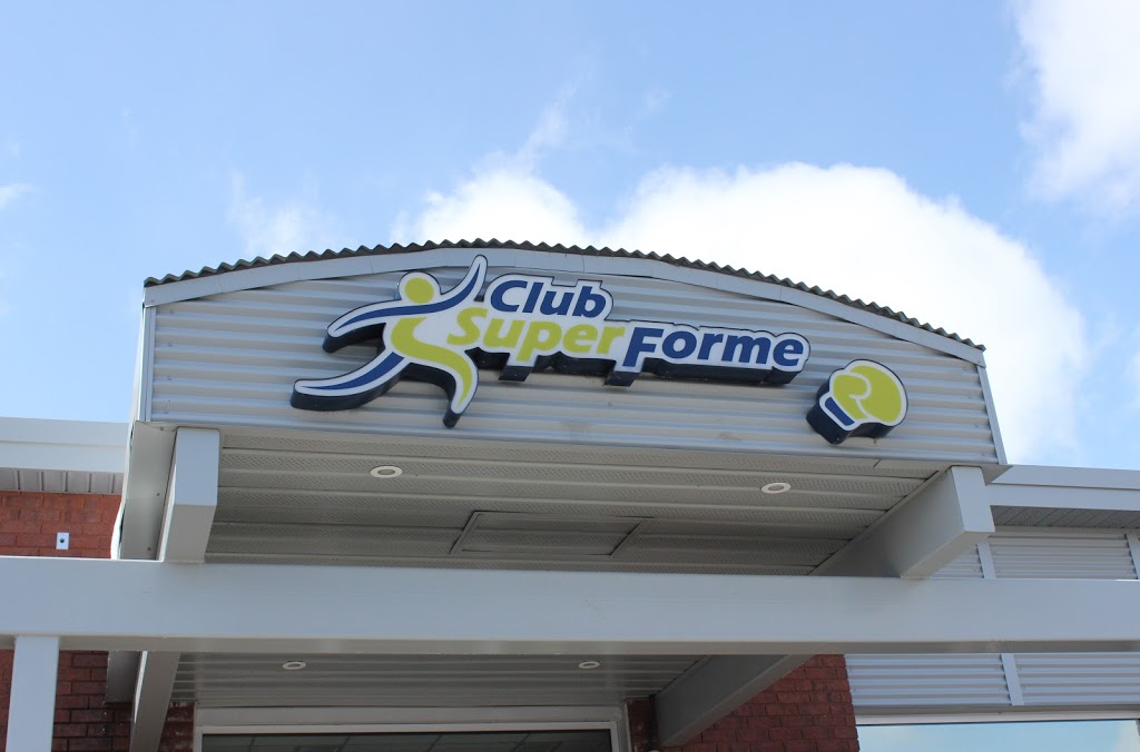 Club Superforme | 230 Boulevard Saint-Joseph O #100, Drummondville, QC J2E 1M3, Canada | Phone: (819) 850-2400