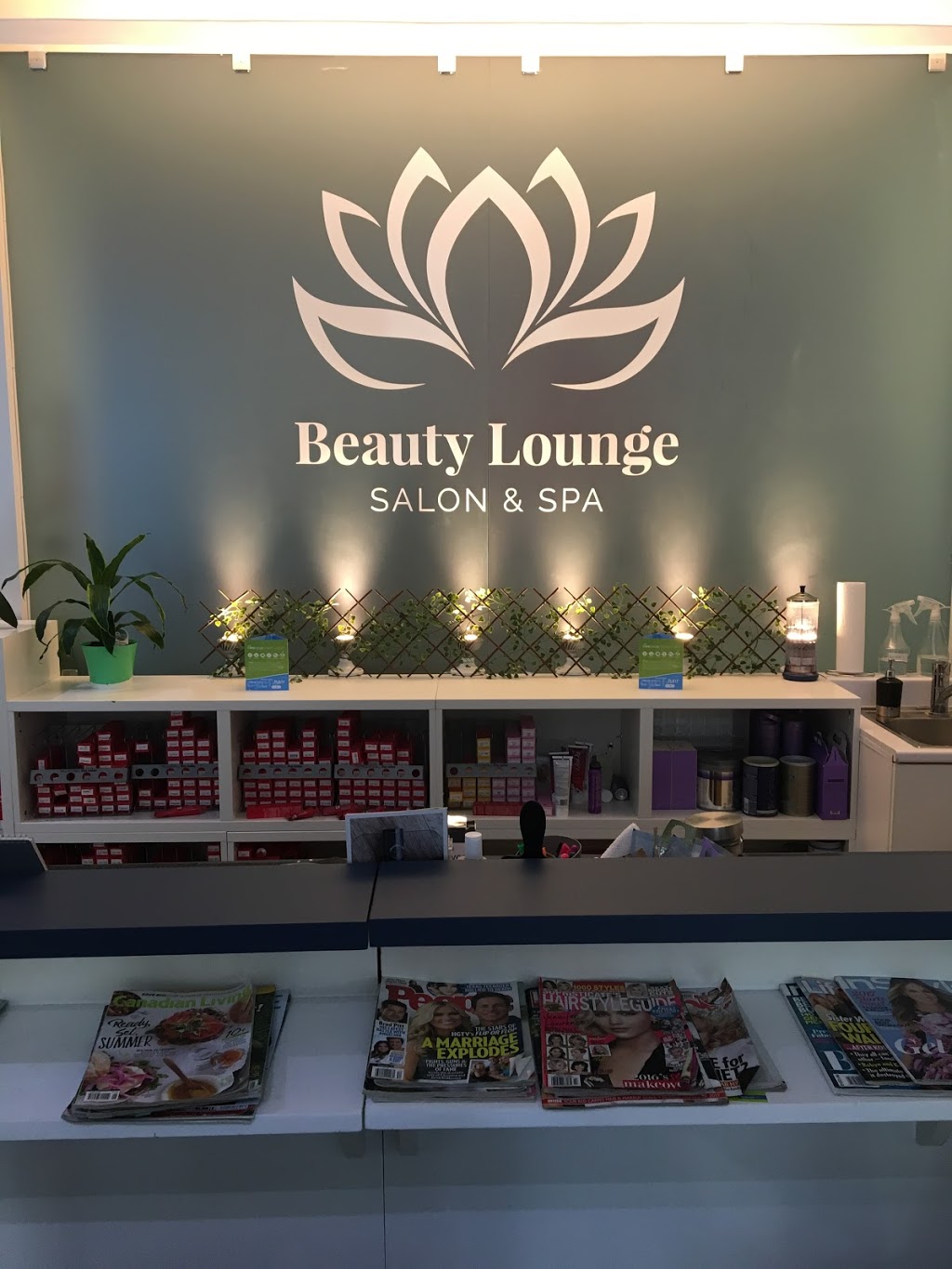 Beauty Lounge Salon and Spa | 791 Lawrence Ave W, North York, ON M6A 1C2, Canada | Phone: (647) 351-8388