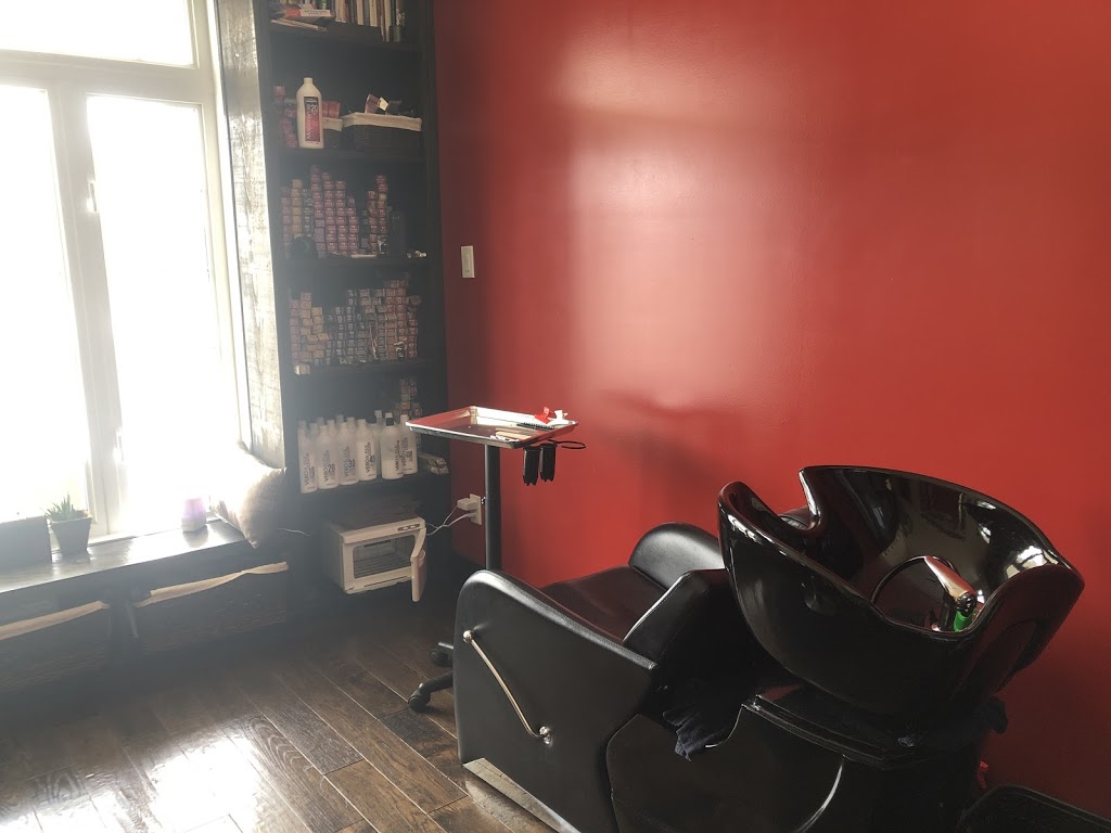 Jade Street Salon | 139 Jade St, Rockland, ON K4K 0C8, Canada | Phone: (613) 863-6015