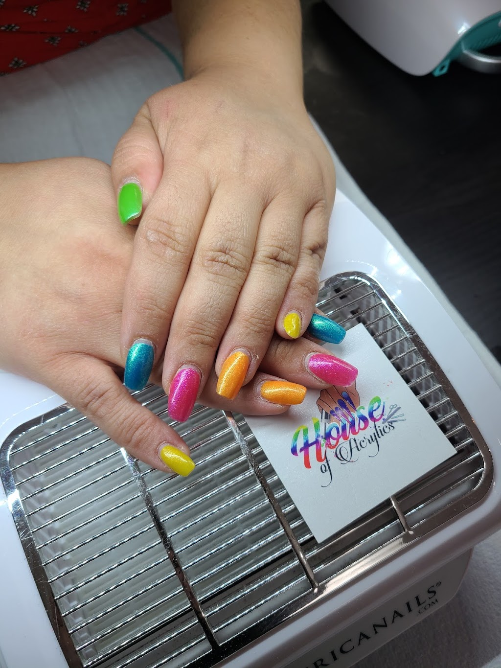 House Of Acrylics | 459 Draper St, Pembroke, ON K8A 4X3, Canada | Phone: (613) 735-8403