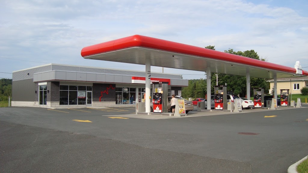 Petro-Canada | 207 Boulevard Bégin, Sainte-Claire, QC G0R 2V0, Canada | Phone: (418) 883-2178