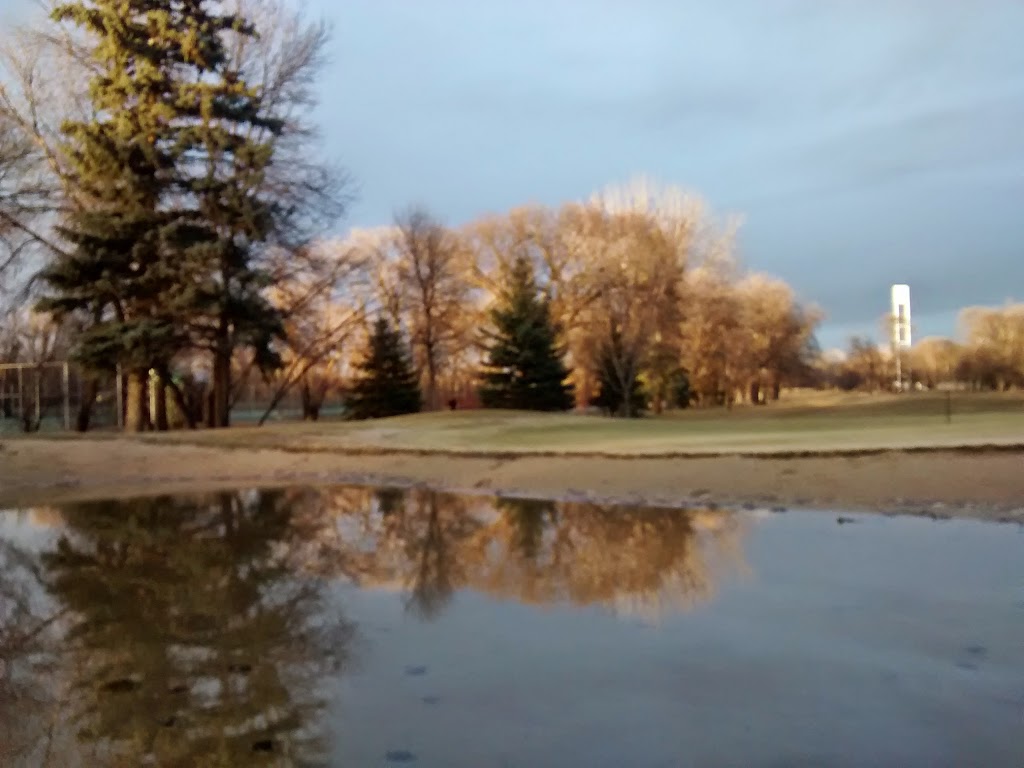 Wildewood Golf Course | 739 North Dr, Winnipeg, MB R3T, Canada, Canada | Phone: (204) 284-7385