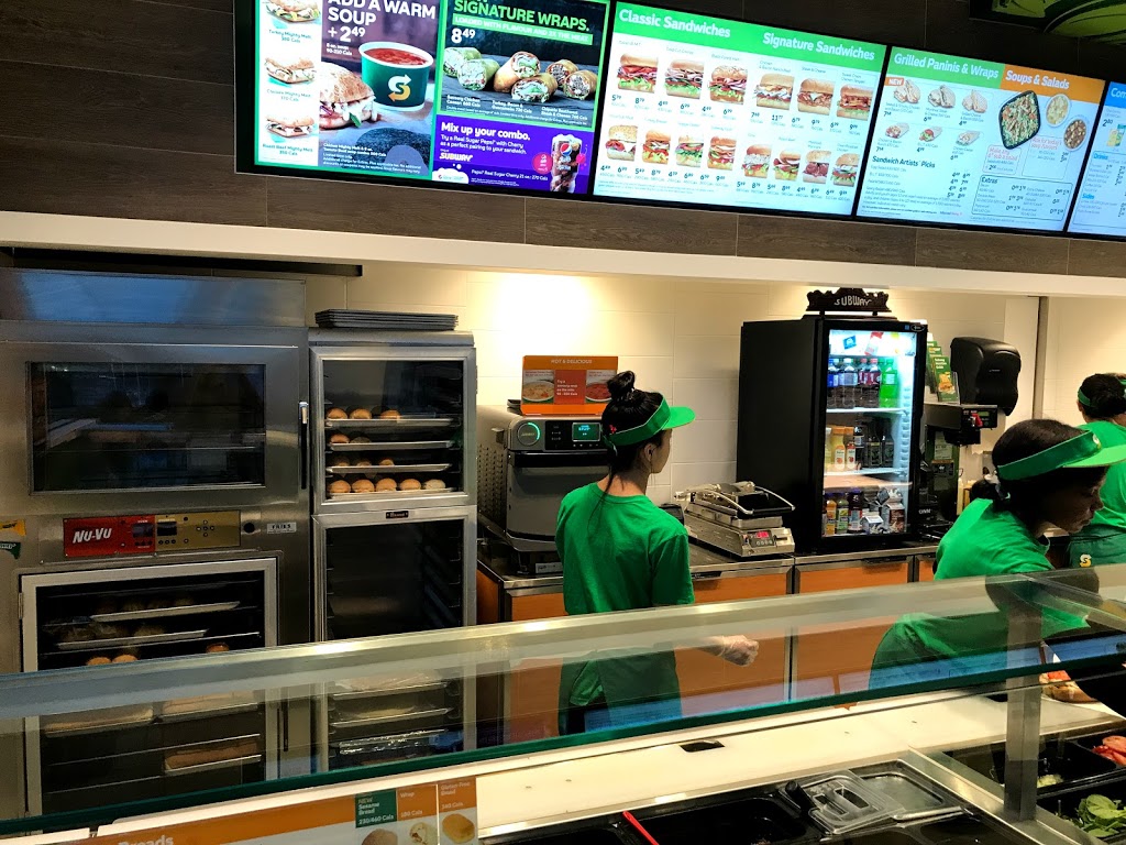 Subway | 5100 Erin Mills Pkwy, Mississauga, ON L5M 4Z5, Canada | Phone: (905) 828-8568