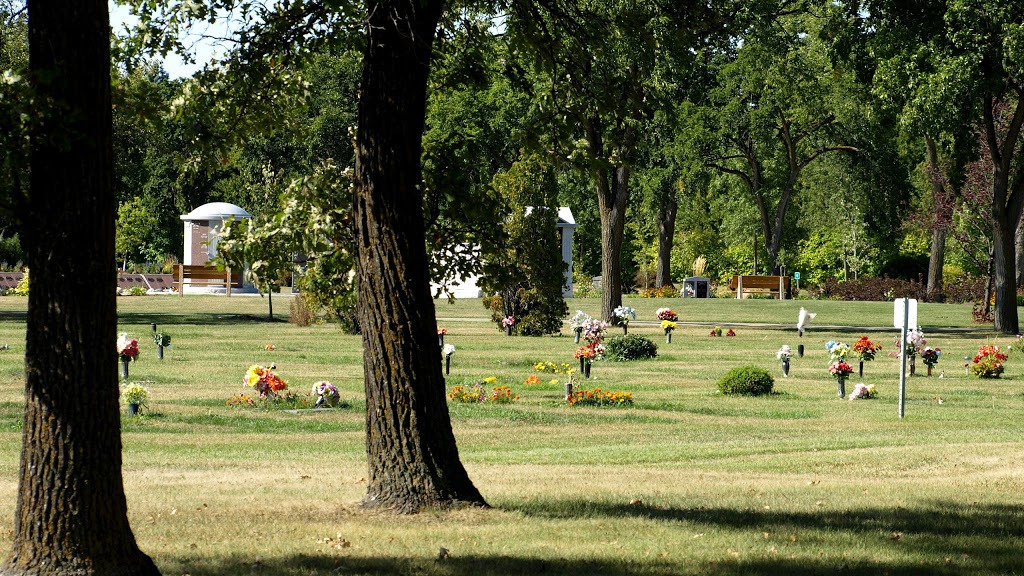 St.Vital Cemetery | 236 River Rd, Winnipeg, MB R2M 5G6, Canada