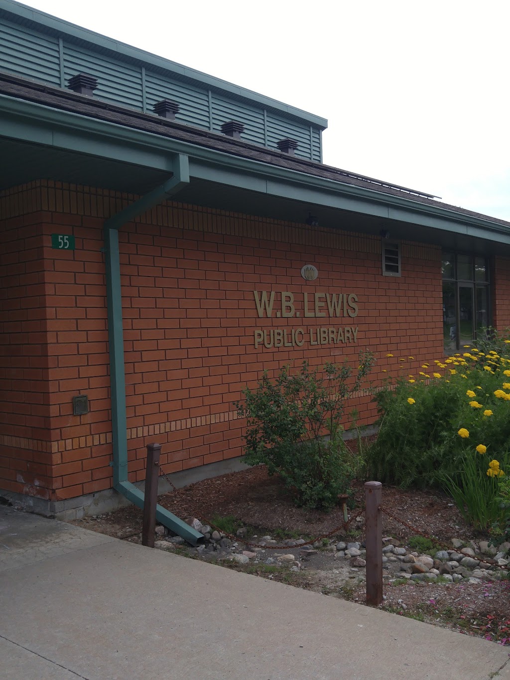 W. B. Lewis Public Library | 55 Rd Ridge, Deep River, ON K0J 1P0, Canada | Phone: (613) 584-4244