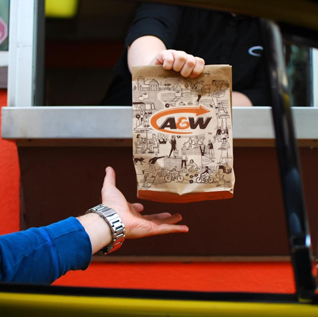 A&W Canada | 700 Av. Taniata, Lévis, QC G6Z 2E2, Canada | Phone: (418) 834-5197