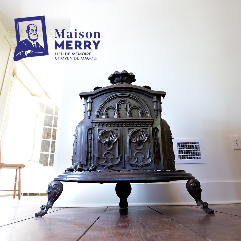 Maison Merry // Merry House | 708 Rue Principale O, Magog, QC J1X 2B3, Canada | Phone: (819) 201-0727