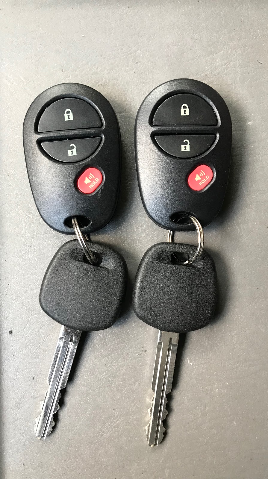 Car Keys Solutions | Clés Automobiles | 11501 Boul Gouin O, Roxboro, QC H8Y 1X7, Canada | Phone: (514) 548-3335