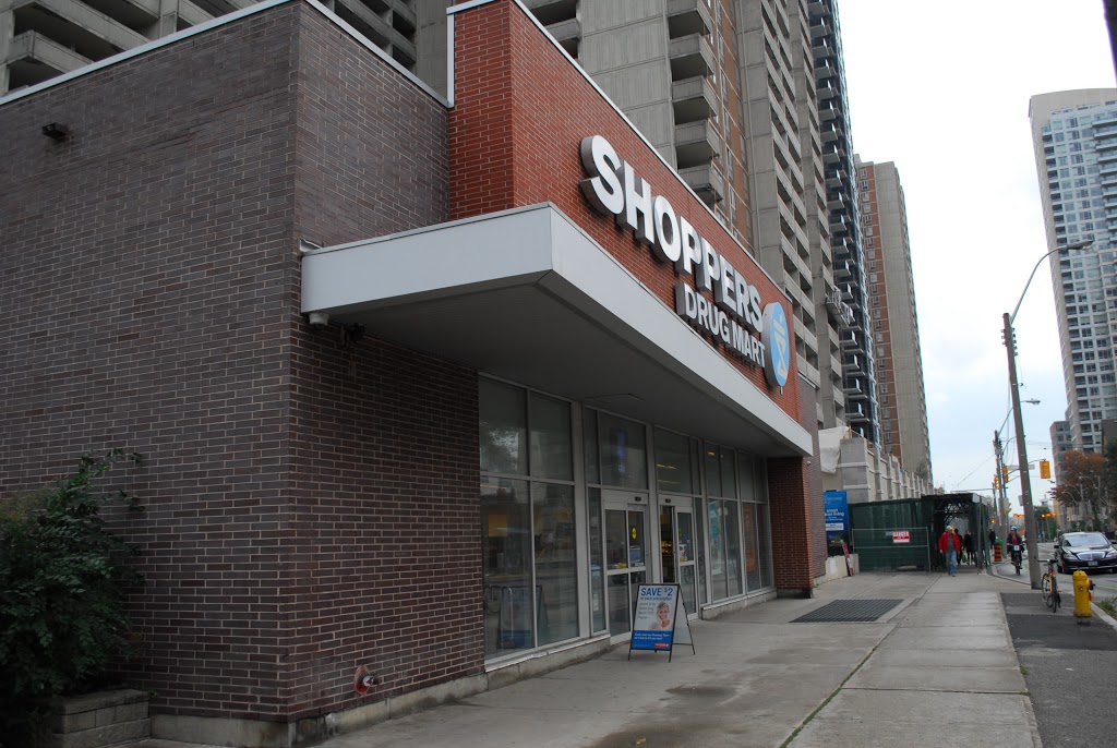 Shoppers Drug Mart | 565 Sherbourne St Unit 40, Toronto, ON M4X 1W7, Canada | Phone: (416) 963-9495