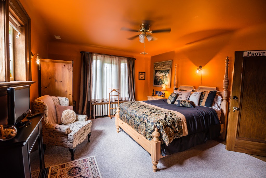 Avonview Manor B&B | 63 Avon St, Stratford, ON N5A 5N5, Canada | Phone: (519) 305-4000