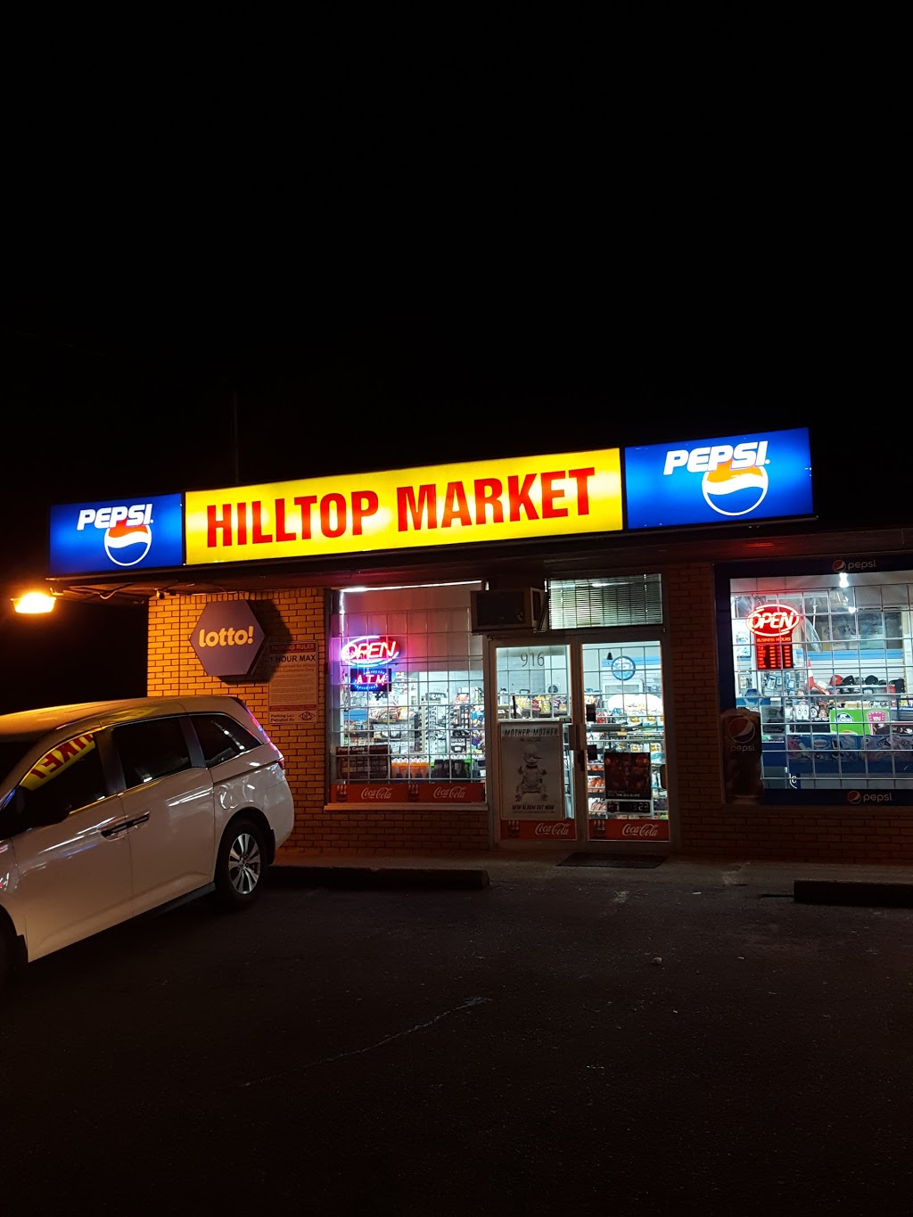 Hilltop Market | 916 Clarke Rd, Port Moody, BC V3H 1L9, Canada | Phone: (604) 936-1044