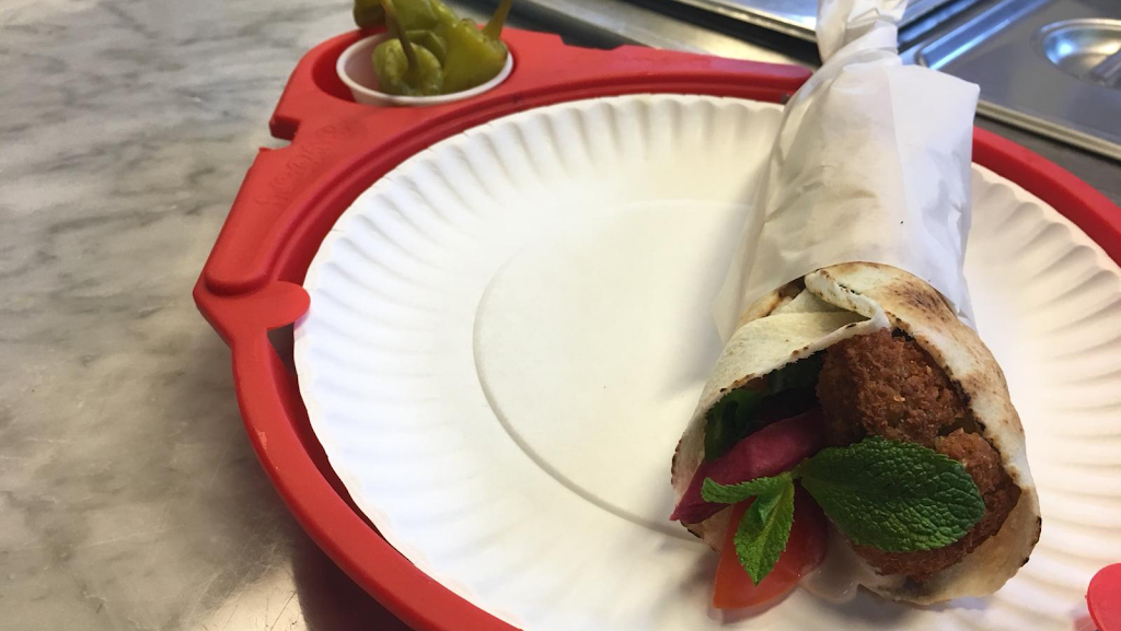 Falafel Damas | 1855 Rue de Salaberry, Montréal, QC H3M 1K5, Canada | Phone: (514) 333-0404