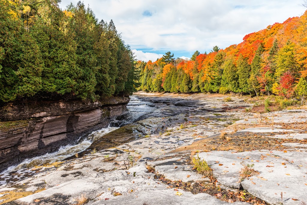 Les Galets Pont Rouge | 200 Chemin du Roy, Pont-Rouge, QC G3H 2H3, Canada