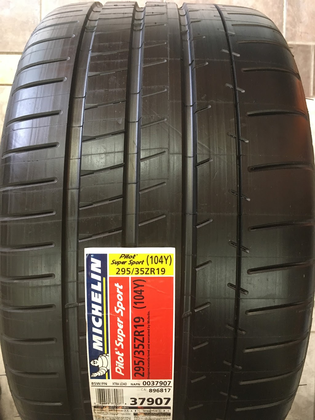 League of Tire | 7634 Woodbine Ave #3b, Markham, ON L3R 2N2, Canada | Phone: (647) 928-1811