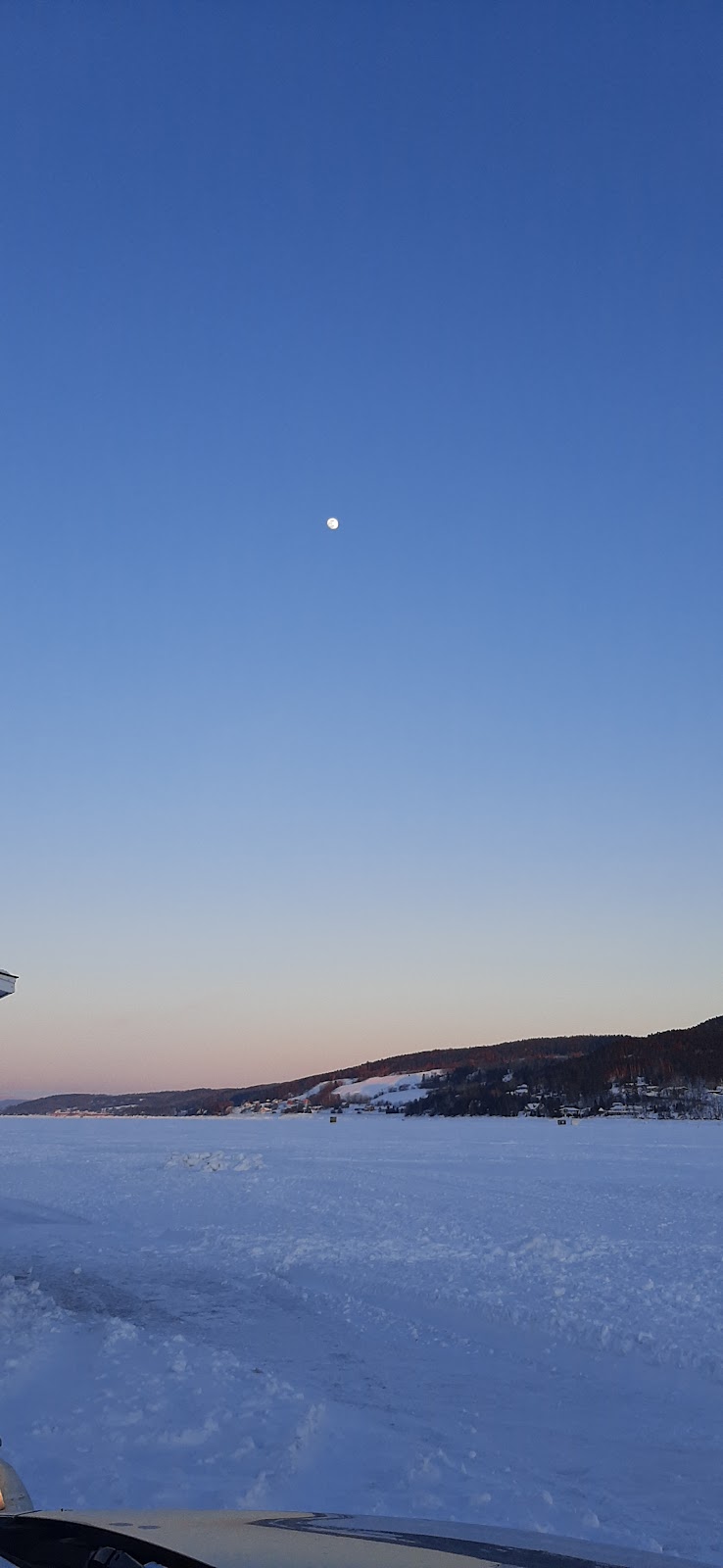 Peche Blanche De Fjord | 3422 Bd de la Grande-Baie-Sud, La Baie, QC G7B 1G4, Canada | Phone: (418) 544-4182