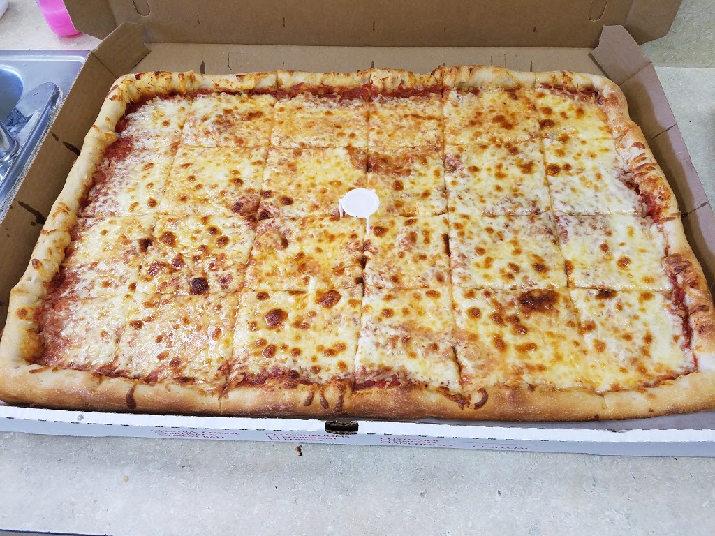 Bobs Poplar Pizza | 2912 William St, Cheektowaga, NY 14227, USA | Phone: (716) 892-5118