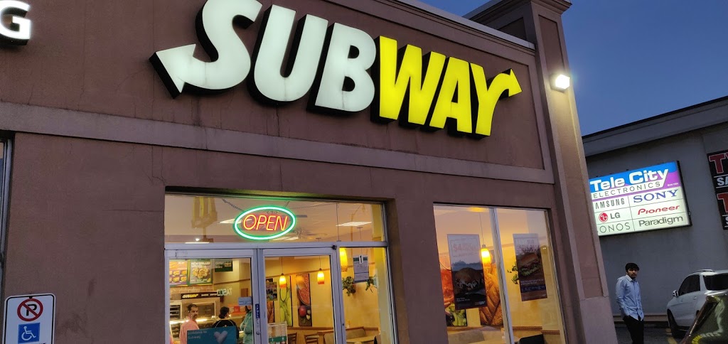 Subway | 279 Queen St E, Brampton, ON L6W 2C2, Canada | Phone: (905) 451-7827