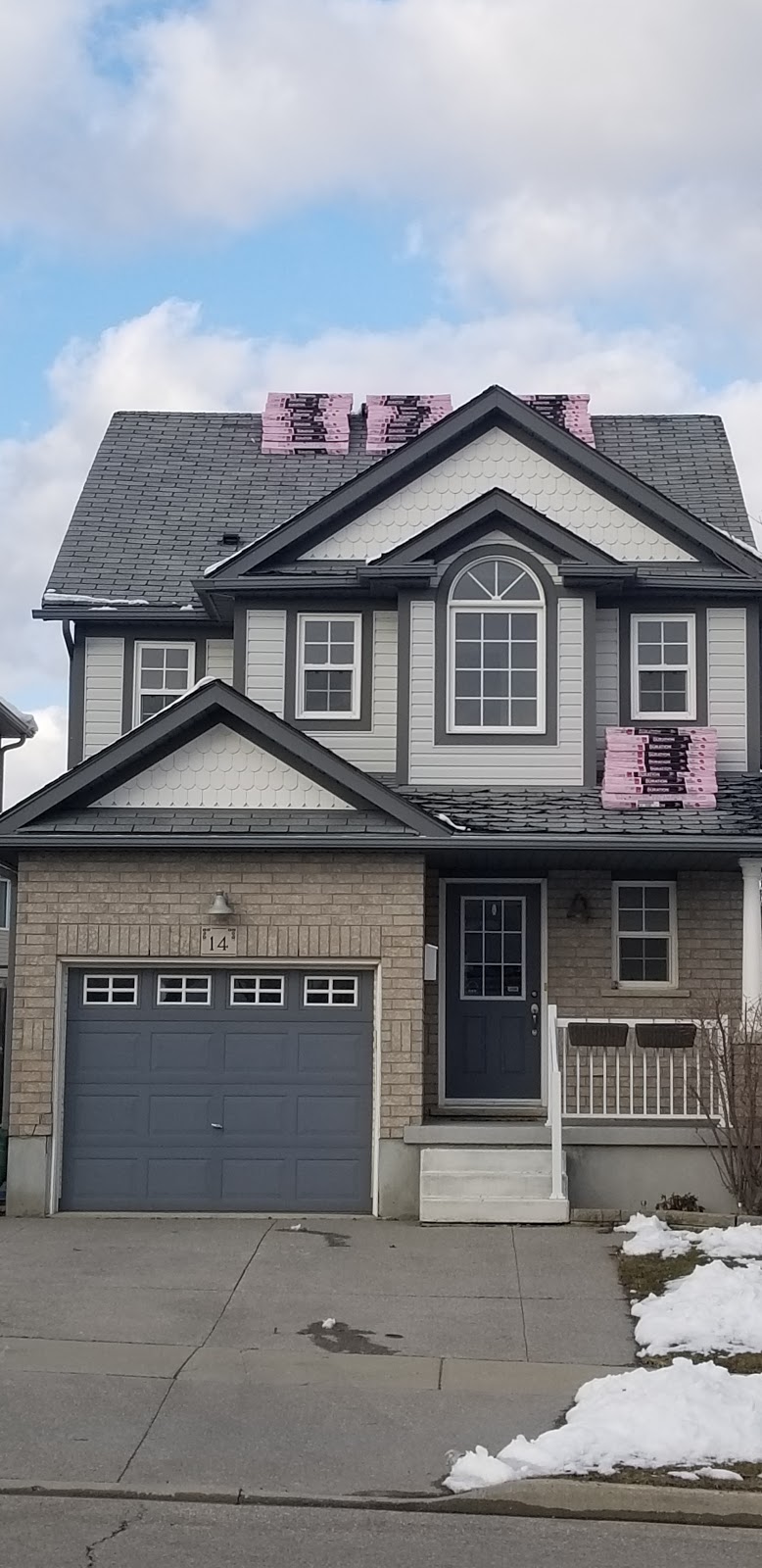 K-W Roofing Solutions | 215 Benesfort Crescent, Kitchener, ON N2N 3B4, Canada | Phone: (226) 750-8960