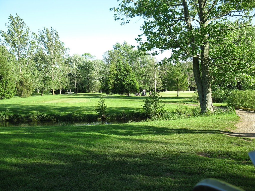 Delhi Golf & Country Club | 905 James St, Delhi, ON N4B 2E2, Canada | Phone: (519) 582-1621