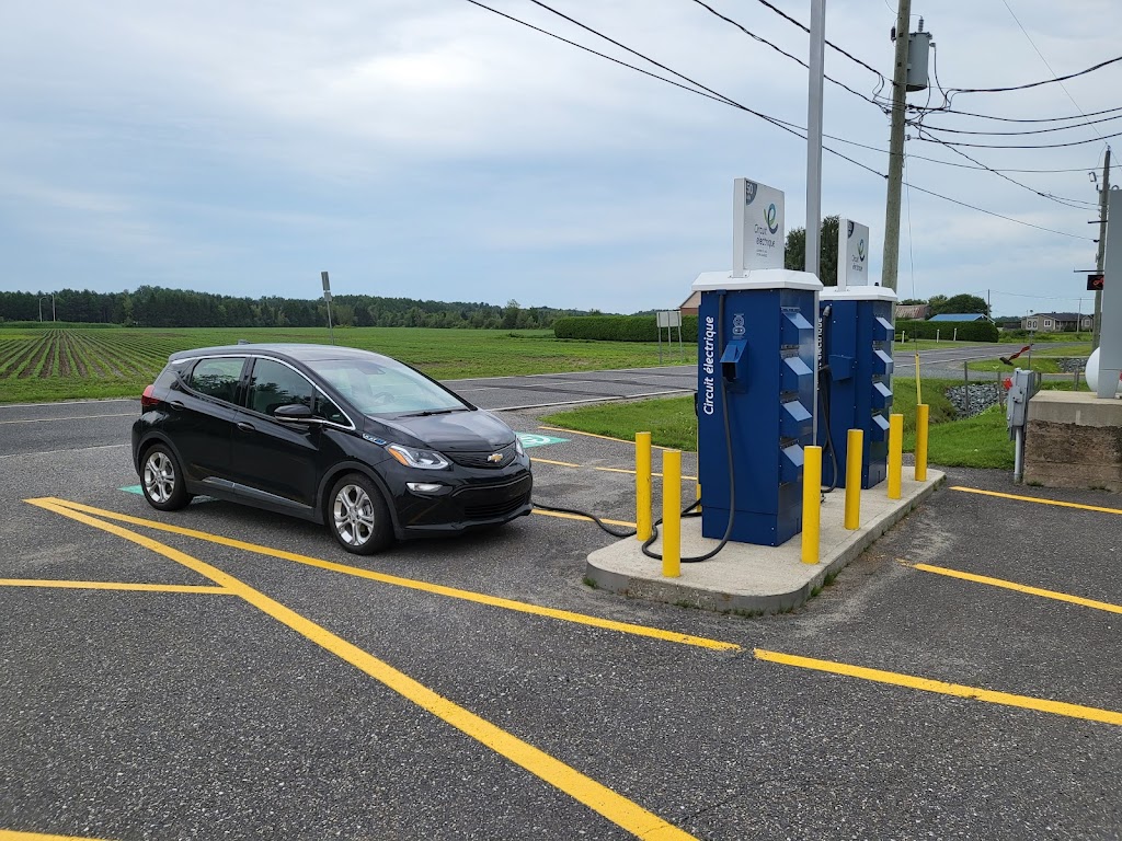 EV Fast Charging station | 1100 Rte Principale, Sainte-Anne-du-Sault, QC G0Z 1C0, Canada | Phone: (855) 999-8378