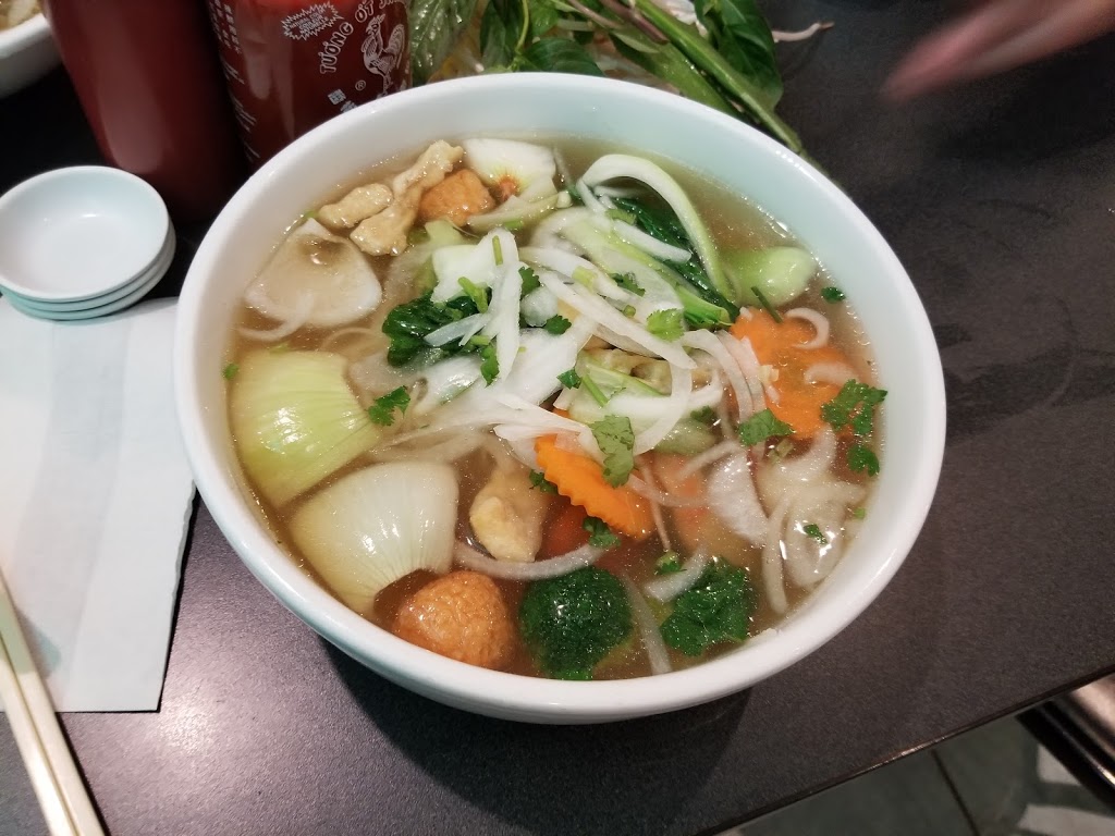 Pho Dau Bo | 20 Gillingham Dr, Brampton, ON L6X 4X7, Canada | Phone: (905) 796-9992