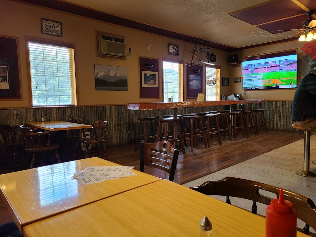 Bralorne Pub and Motel | 3900 Pioneer rd, Gold Bridge, BC V0K 1P0, Canada | Phone: (778) 866-5519