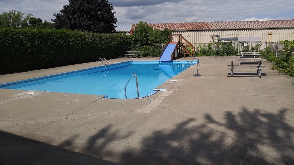 Piscine Municipale-Napierville | 316 Rue Saint-Louis, Napierville, QC J0J 1L0, Canada | Phone: (450) 245-9020