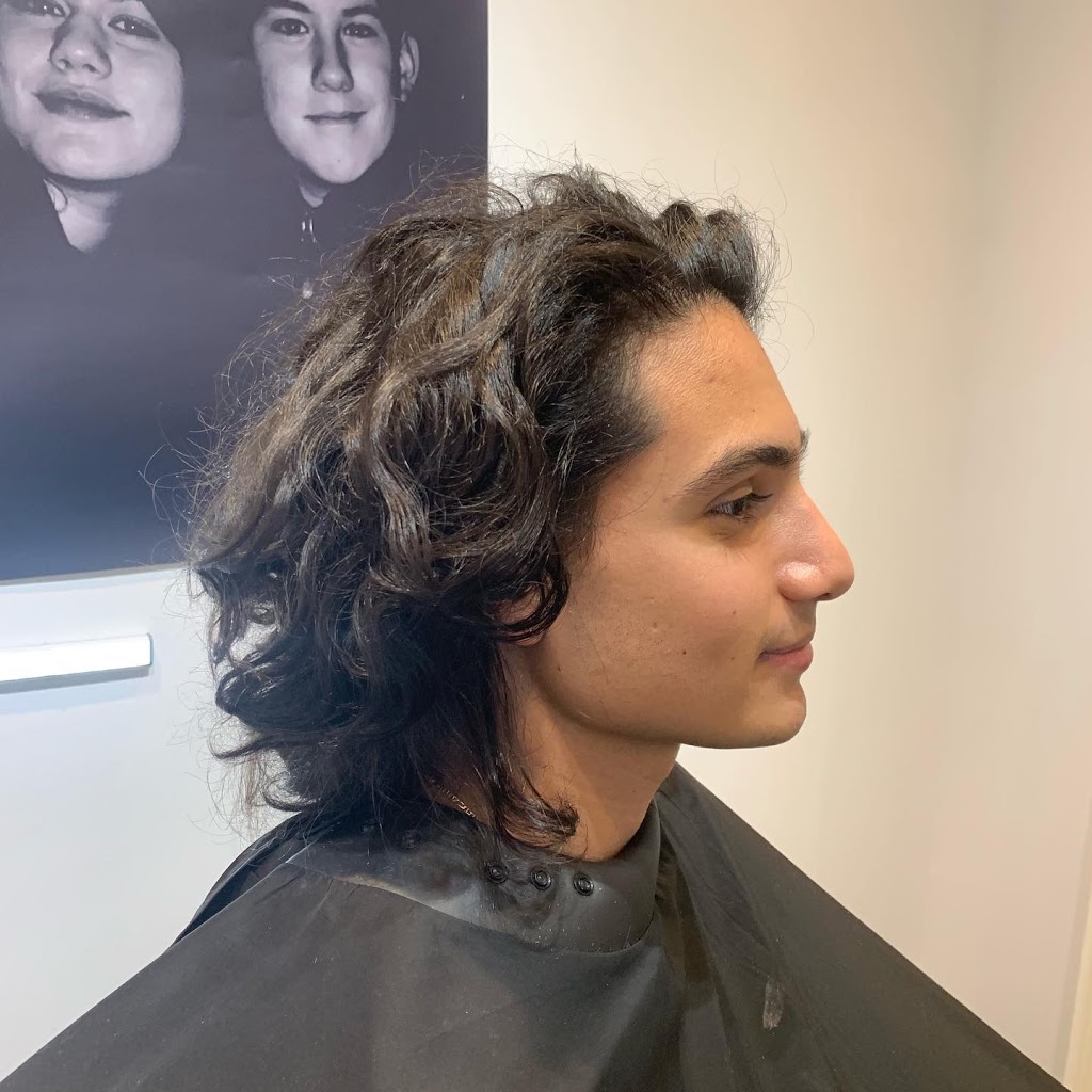 Rony le Barbier | 1181 Avenue Bourgogne, Chambly, QC J3L 1X8, Canada | Phone: (514) 226-9771