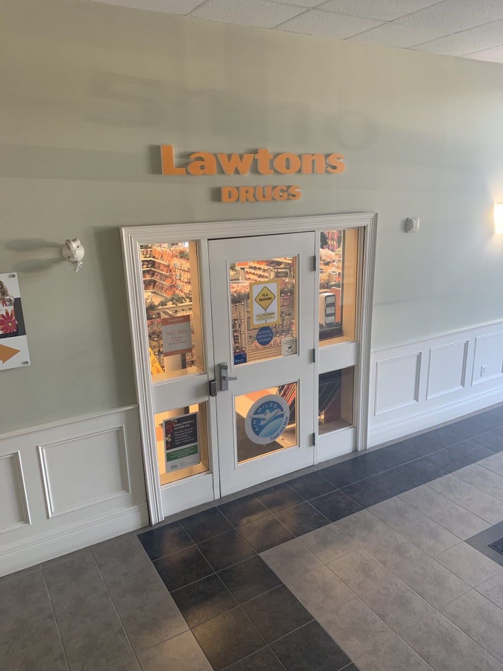 Lawtons Drugs Tantallon | 5110 St Margarets Bay Rd Suite 101, Upper Tantallon, NS B3Z 1E2, Canada | Phone: (902) 826-1441