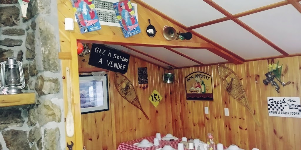 La Vieille Cabane DAmélie | 131-A Rue du Cap, Saint-Colomban, QC J5K 2G6, Canada | Phone: (450) 436-6011