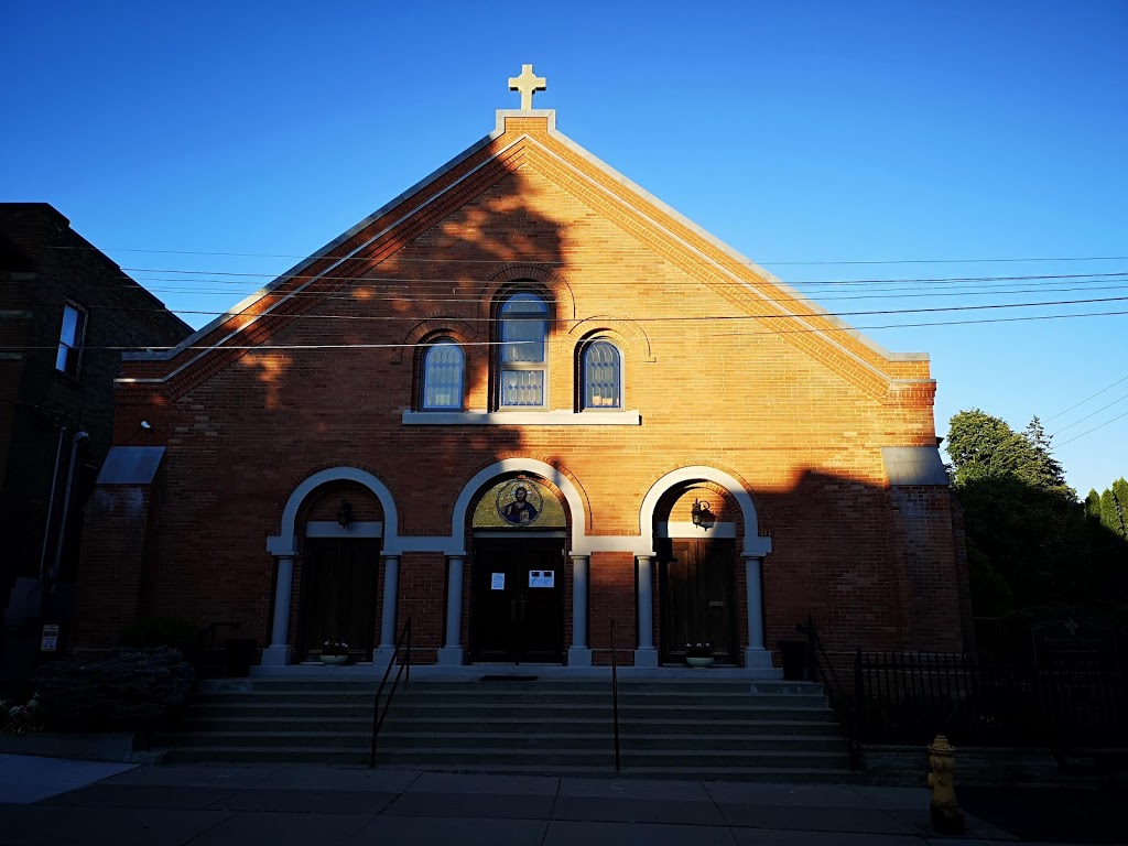 Russian Orthodox Cathedral of Christ the Saviour | 823 Manning Ave, Toronto, ON M6G 2W9, Canada | Phone: (416) 534-1763