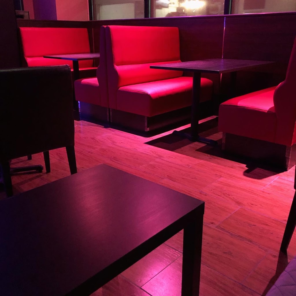 The Malibu Lounge | 9425 Leslie St, Richmond Hill, ON L4B 3N7, Canada | Phone: (647) 938-8408