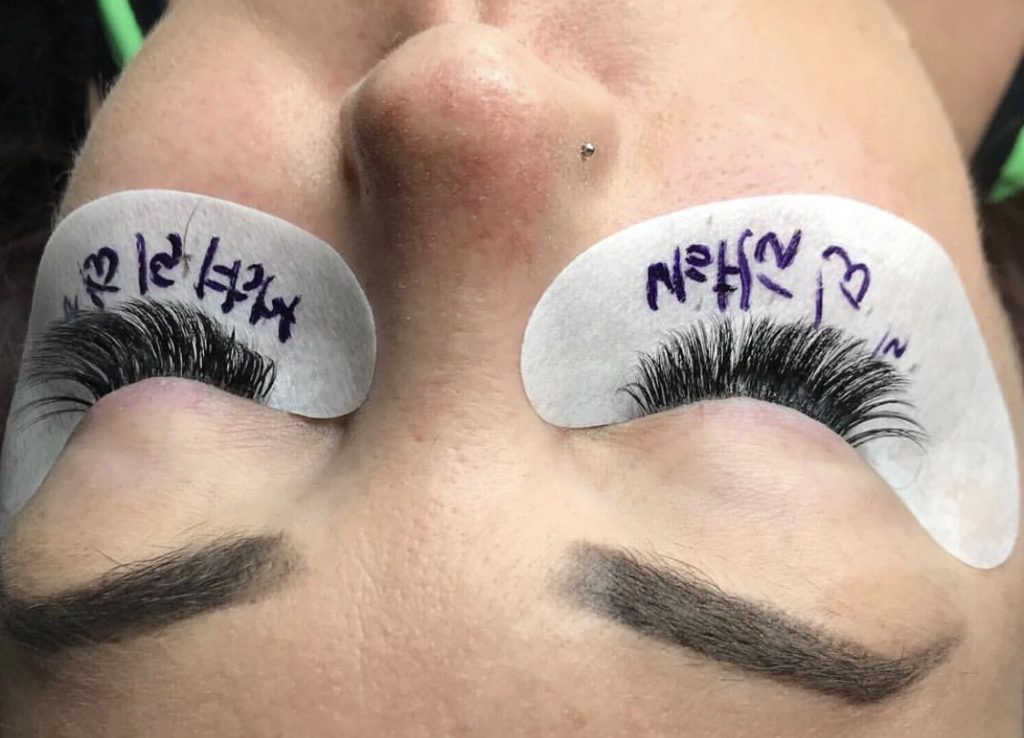 Magic Lashes Studio | 1034 Stadacona St E, Moose Jaw, SK S6H 0K9, Canada | Phone: (306) 681-5542