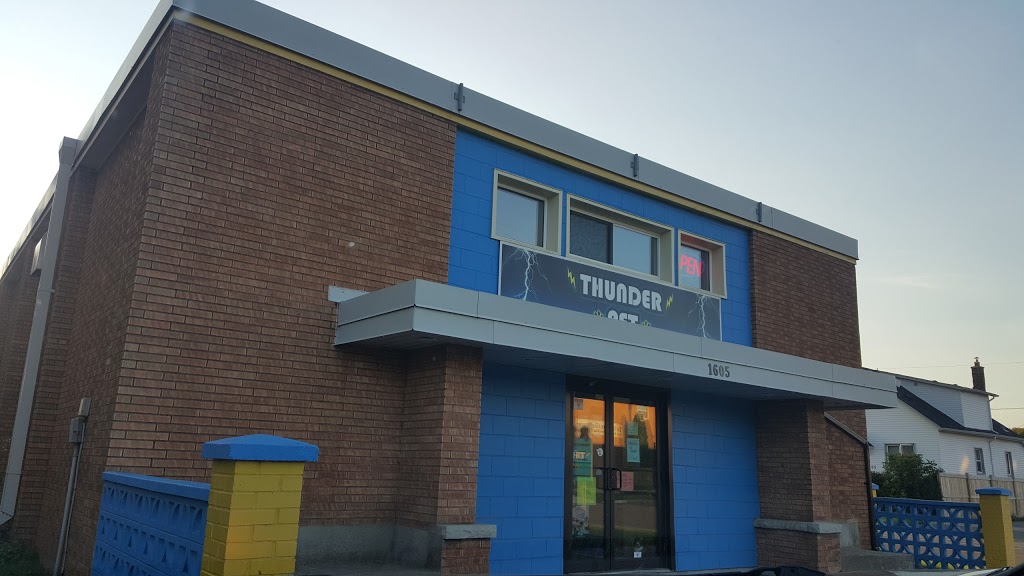 Thunder Pet | 1605 Mountdale Ave, Thunder Bay, ON P7E 3A7, Canada | Phone: (807) 286-3303